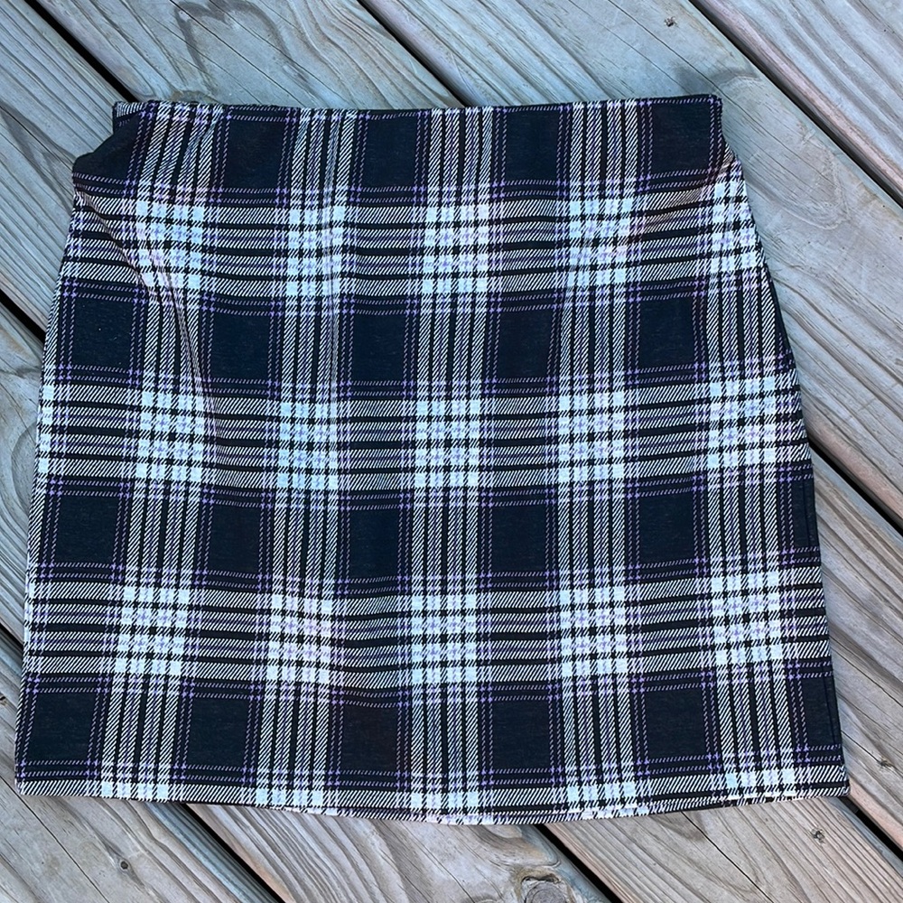 Plaid mini skirt
